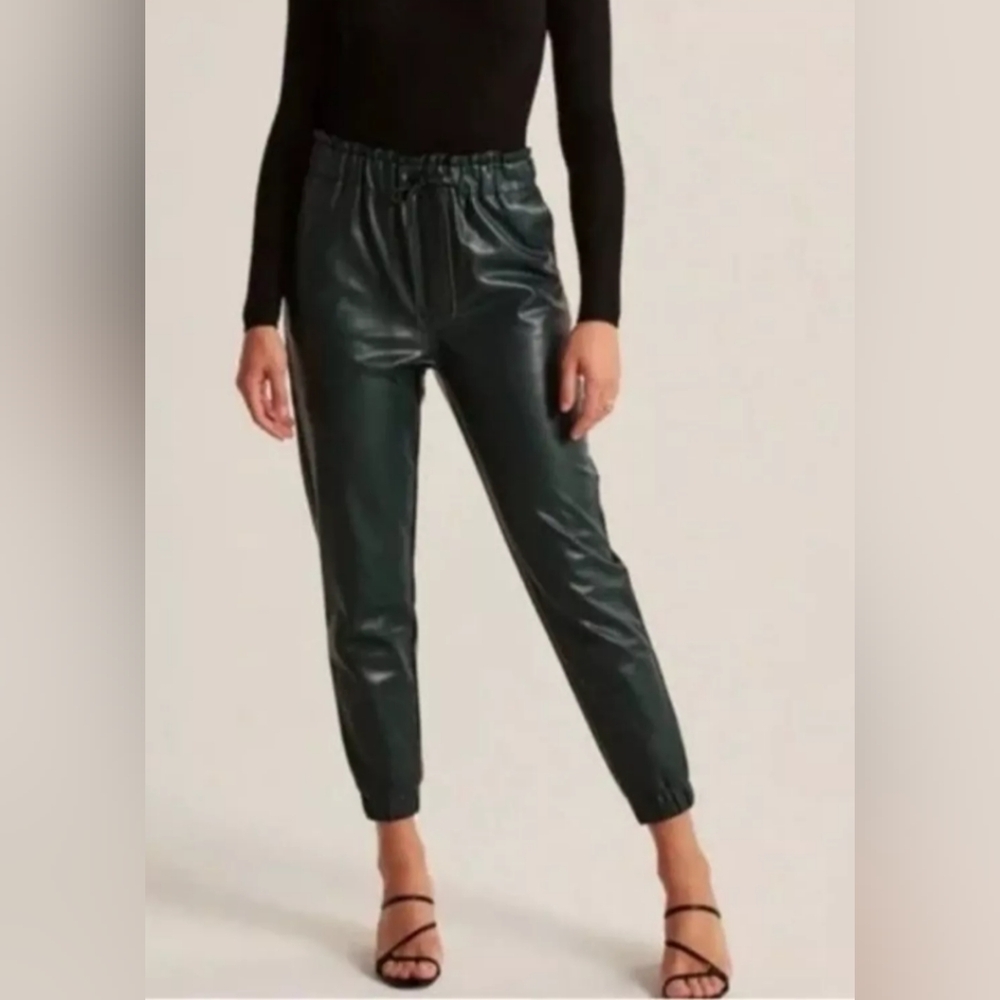 Women’s Abercrombie & Fitch Green Faux Leather Highrise Joggers Size S